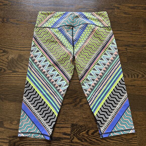 Victoria’s Secret VSX Sport Knockout Crop Leggings Size Large Hidden Pocket - Picture 2 of 8